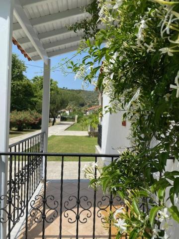 Calma Cottage Скиатос Экстерьер фото